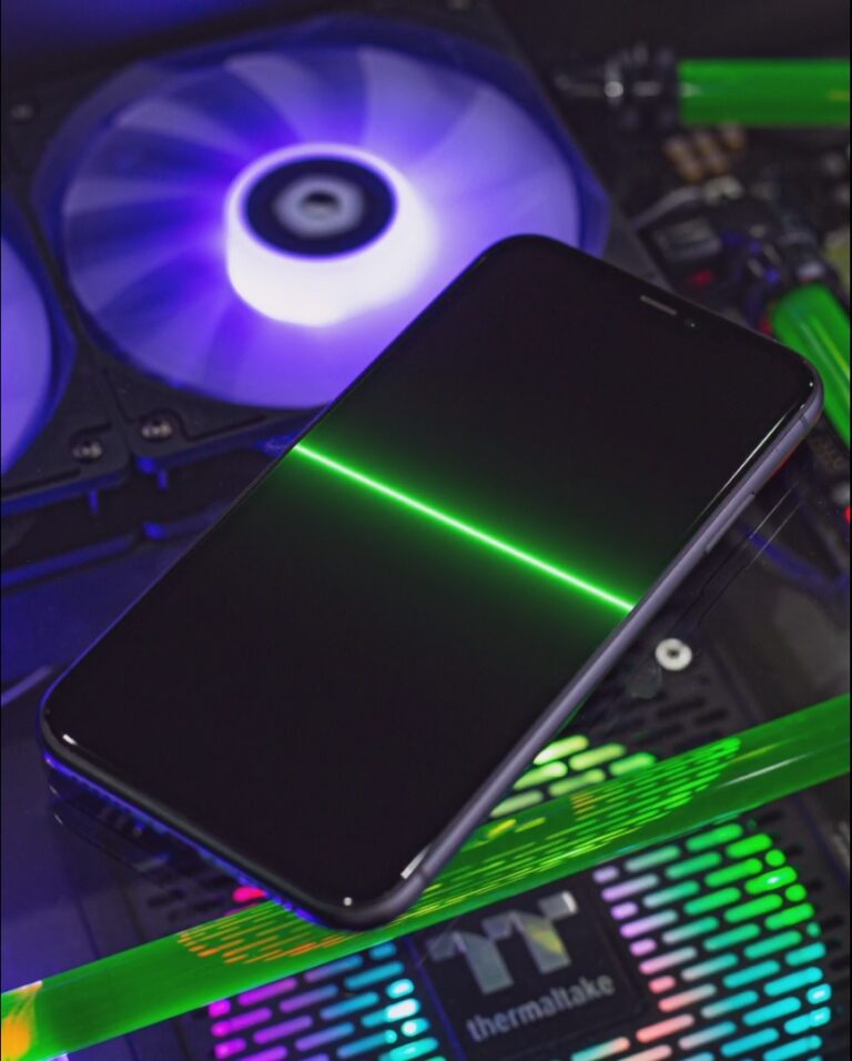 Гидрогелевая или полиуретановая пленка? - Сервисный центр «RE:SPAWN» | Саратов, Энгельс Гидрогелевая или полиуретановая пленка?